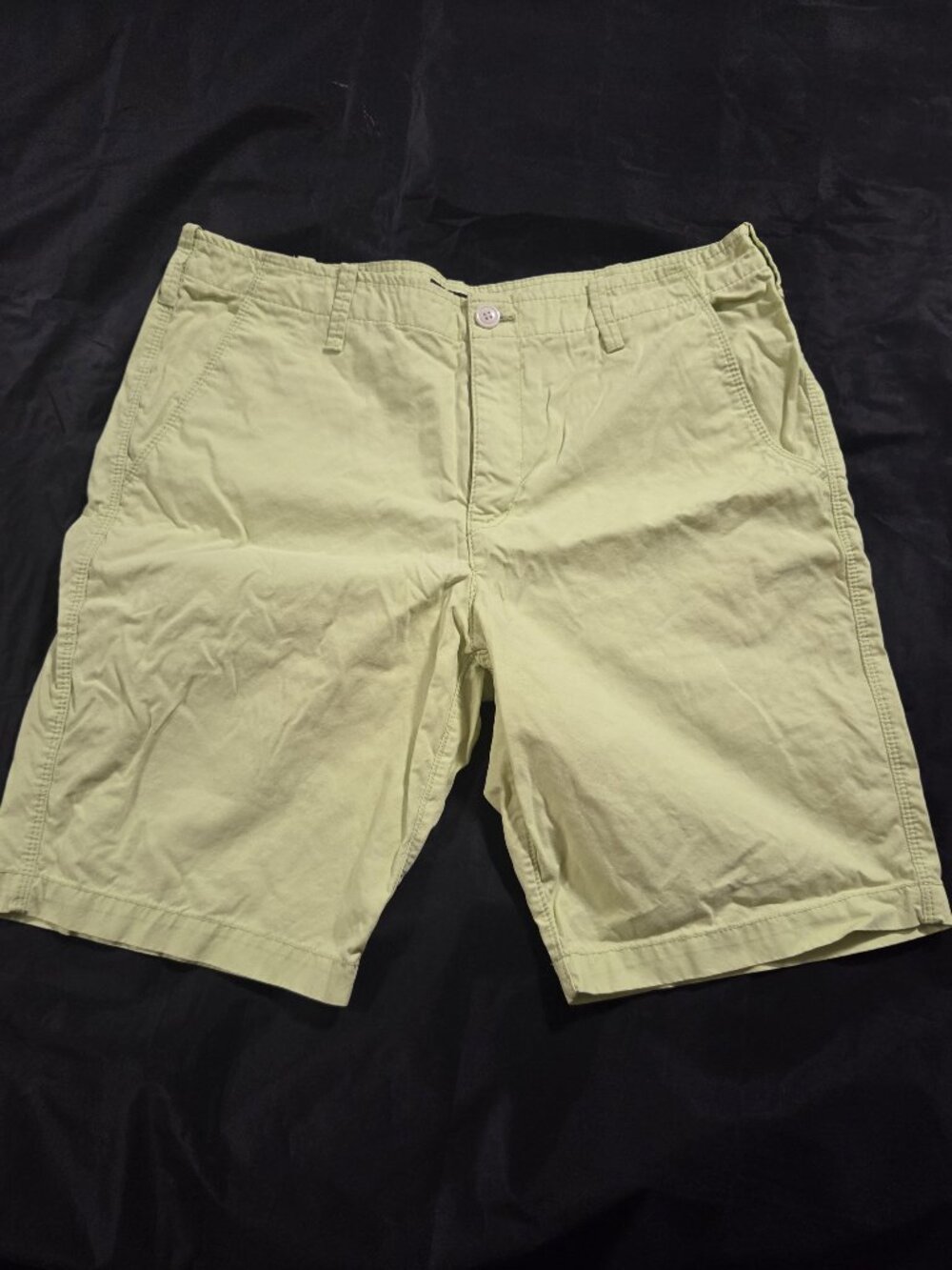 Express Men's Yellow Shorts Size 33